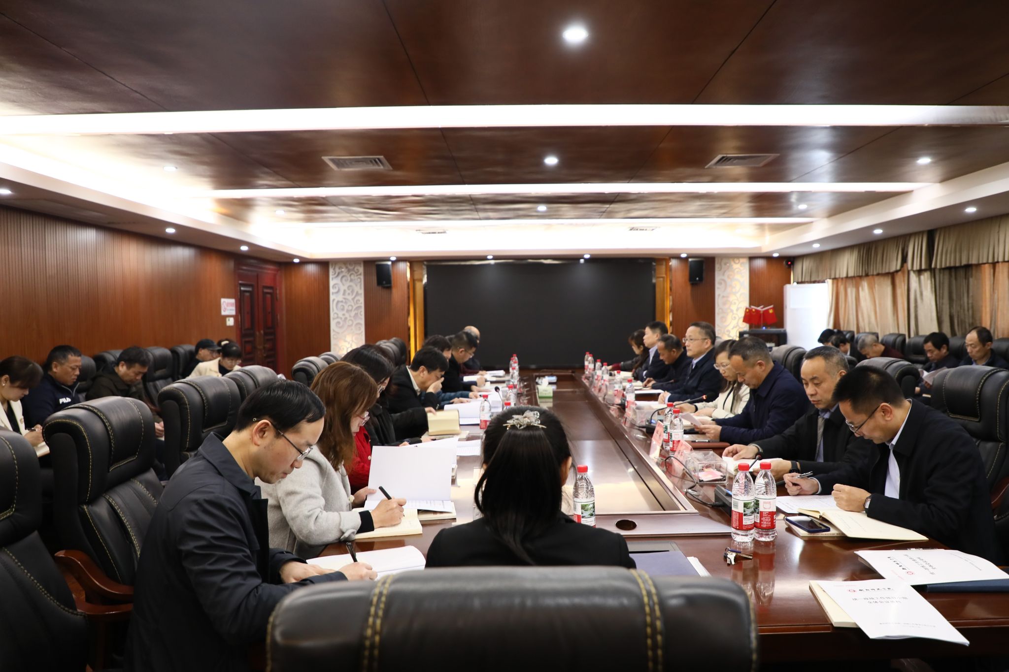 微信图片_20250325163319.jpg 微信图片_20250325163319.jpg